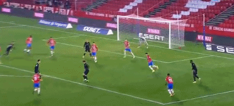 25球追平克雷斯波，劳塔罗升至阿根廷球员欧冠历史射手榜第三