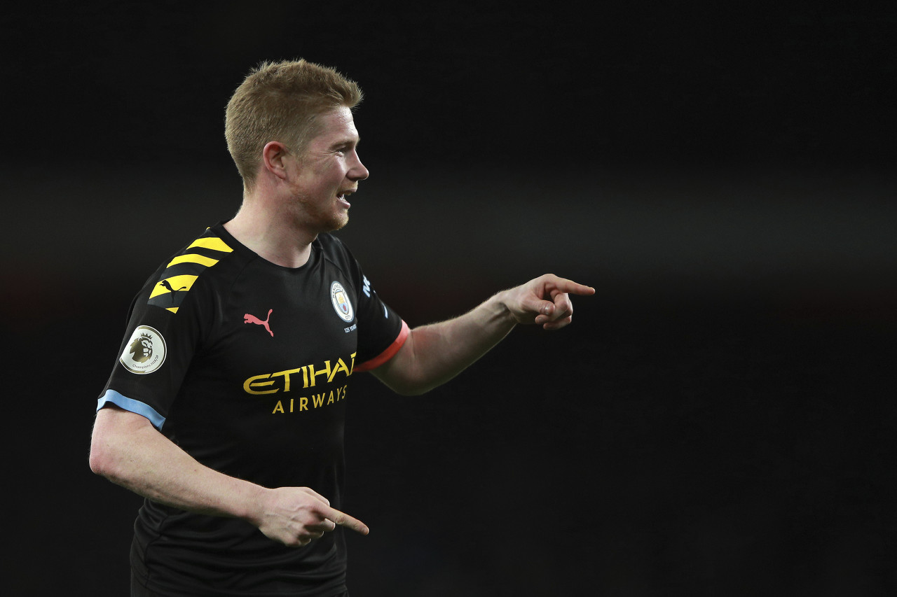 篮球湖人官方更新球员合同细节